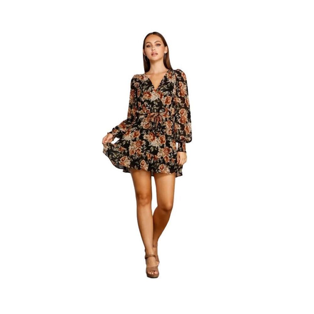 New! Windsor Surplice Ruffled Romance Floral Skater Dress Sz M